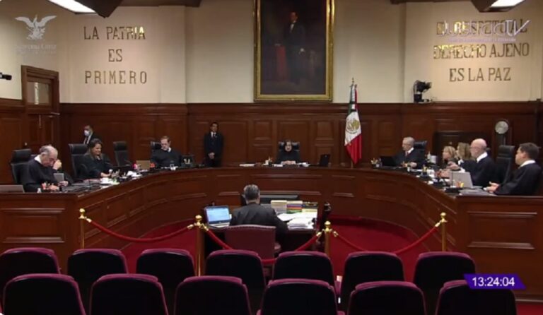 SUPREMA CORTE AMENAZADA POR LA PERVERSIDAD .