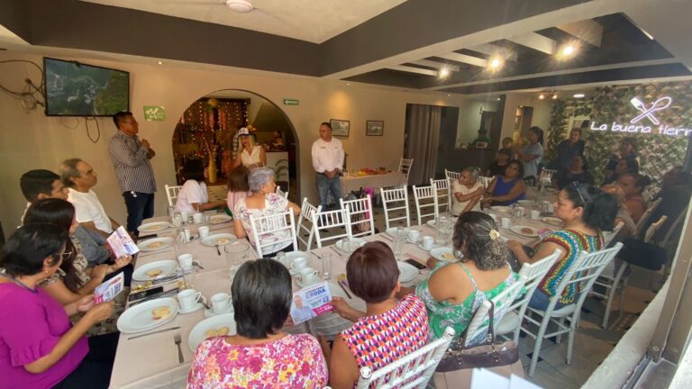 ADRIÁN PÉREZ CRODA REAFIRMA COMPROMISOS CON EL MAGISTERIO