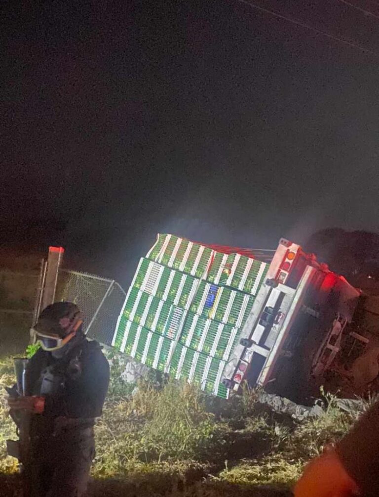 MUER€ PRENSADO EN ACCIDENTE