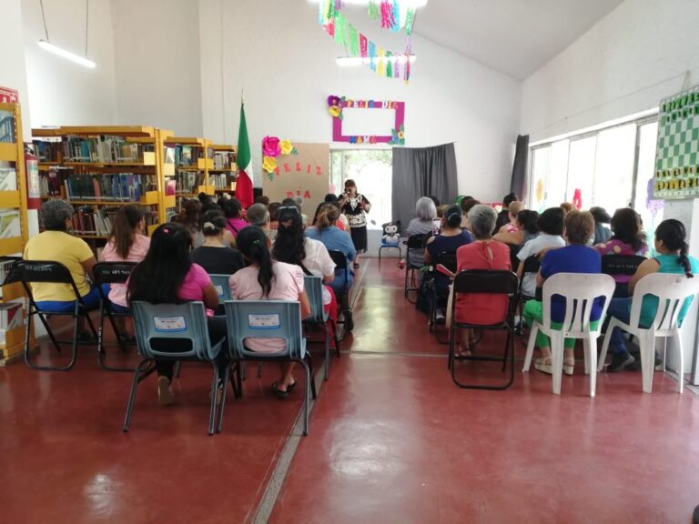 Festejan a mamás con actividades en bibliotecas