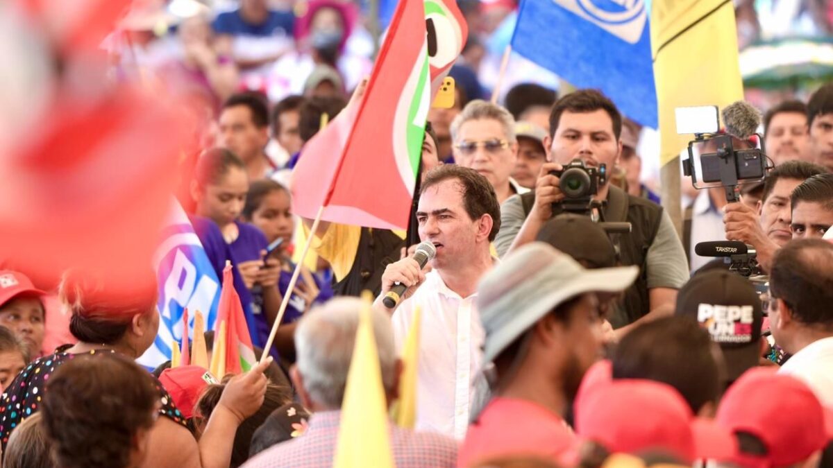 “Con unidad, ya ganamos la elección y gobernaremos Veracruz”: Pepe Yunes