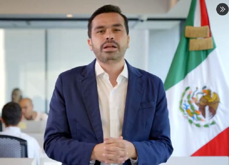 INE obliga a estaciones de radio y televisión públicas y privadas a cubrir a Álvarez Máynez