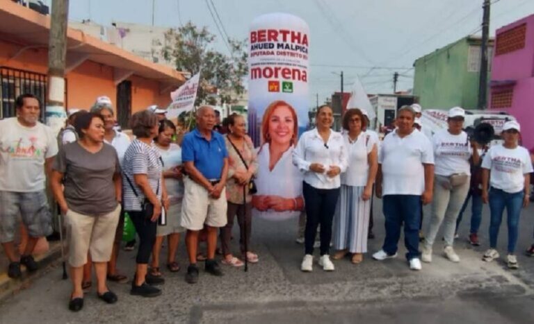 Bertha Ahued Malpica llama al voto este dos de junio.