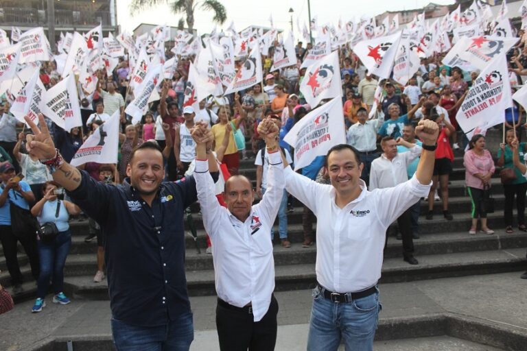 Este dos de Junio ciudadanos tienen la oportunidad de cambiar al gobierno de Veracruz: Américo