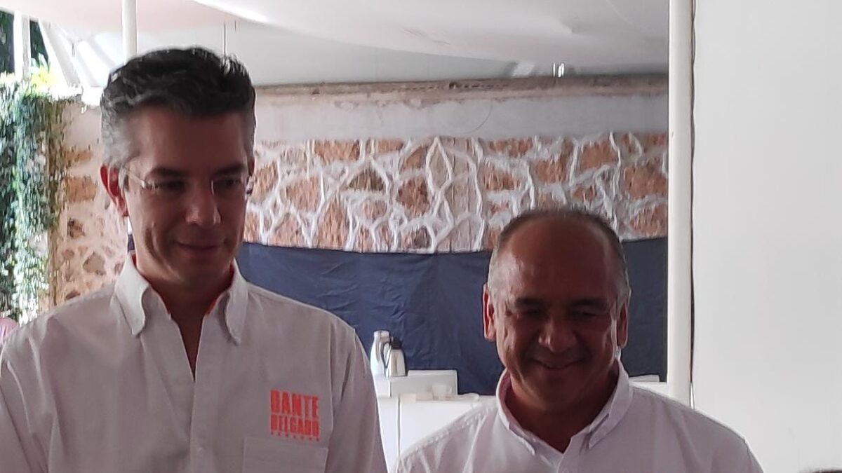 Dante Delgado confirma reunión con el regidor del PVEM Daniel Fernández Carreón .