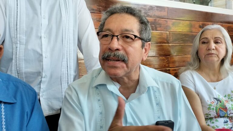 El paso de un stripper dejó un desastre total en la Educación de Veracruz: Polo Villalobos .