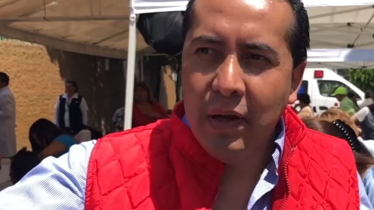 Gasolinera de Paco Rojas, proveedora exclusiva de Karla Fiesco y Aldo Ledezma.