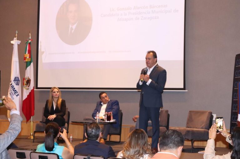 Vecinos y empresarios de Atizapán apoyan proyecto de desarrollo de Gonzalo Alarcón.