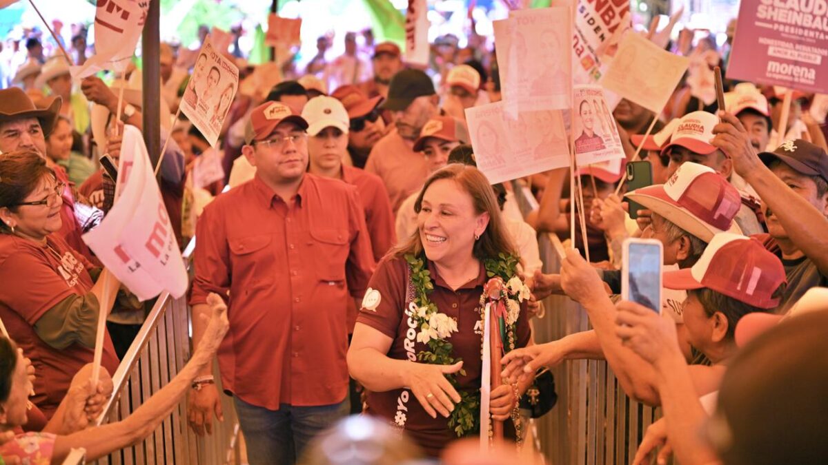 Rocío Nahle realizó pre cierre de campaña en el sur.