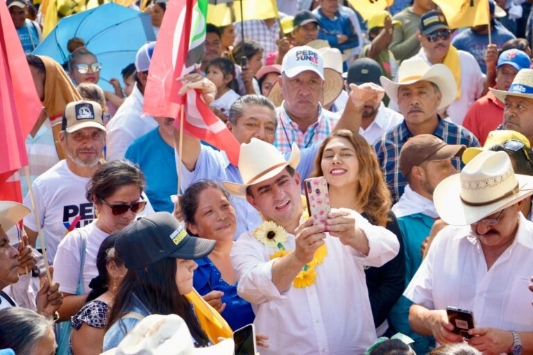 En siete días Veracruz retomará el rumbo que la gente quiere: Pepe Yunes