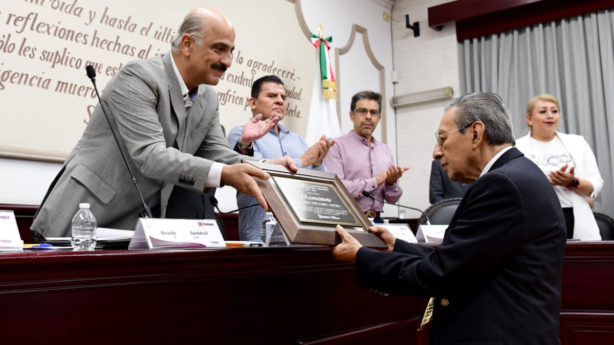 Reconocen a René Ramírez Ordóñez, incansable promotor de la riqueza cultural de Veracruz #Xalapa