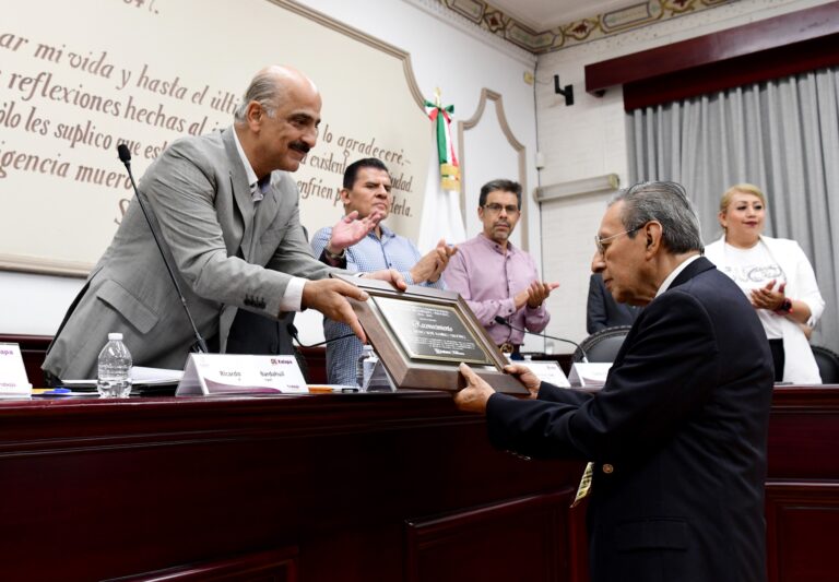 Reconocen a René Ramírez Ordóñez, incansable promotor de la riqueza cultural de Veracruz #Xalapa