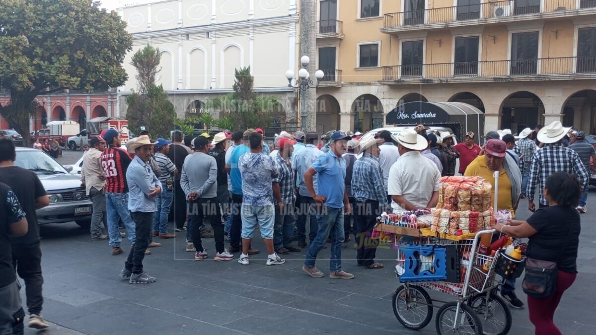 Protestan habitantes de Cuyachapa y Potrerillo en Córdoba