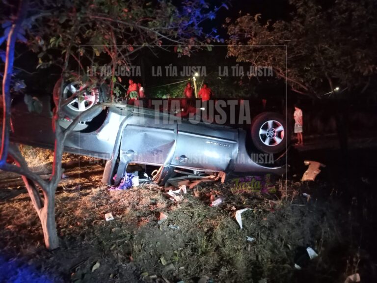 Accidente en Cuitláhuac deja cuatro personas lesionadas