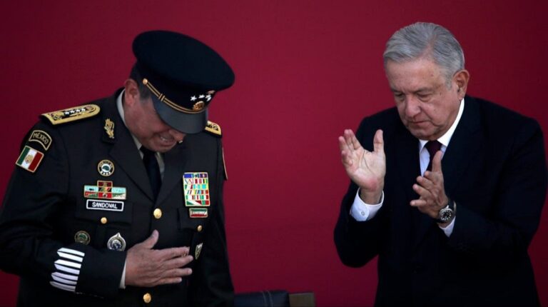 Sedena niega mensaje difundido en cuenta del general Luis Cresencio Sandoval contra López Obrador