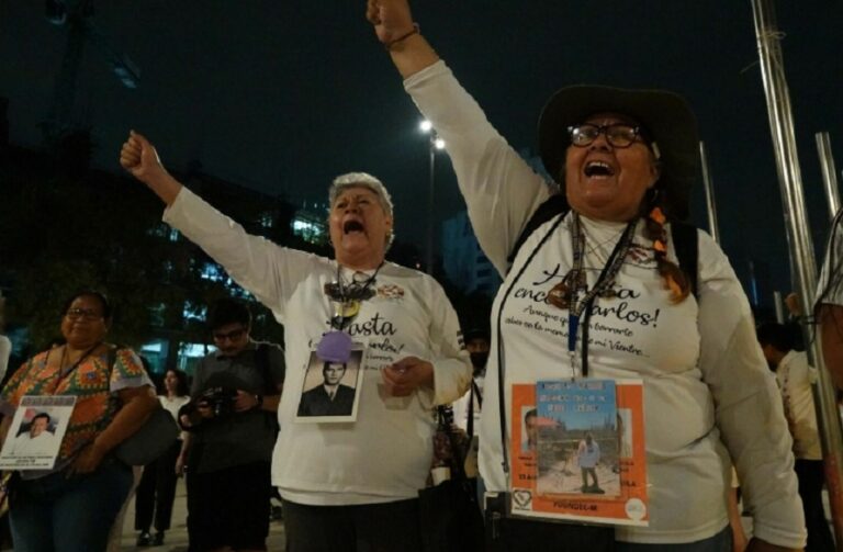 “Que todo el mundo escuche que aquí estamos”: madres buscadoras protestaron el 10 de mayo.