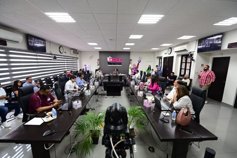 Consejo General del OPLE Veracruz aprueba Convocatoria para debates de diputaciones locales