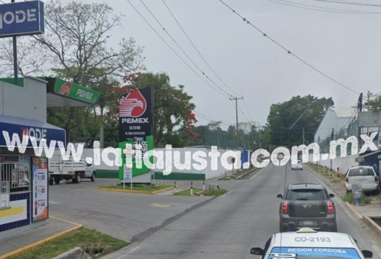 HOMBRES ARMADOS ASALTAN GASOLINERA EN AMATLÁN.