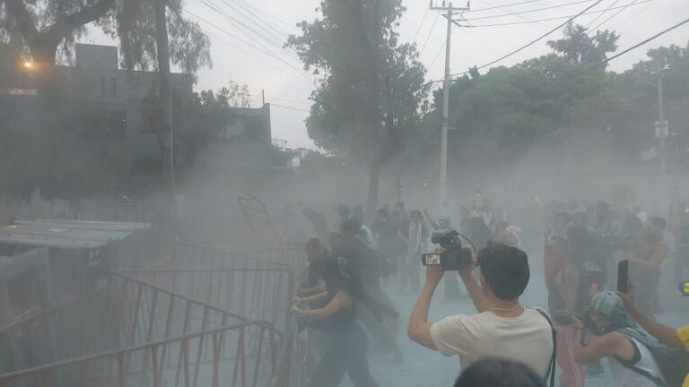 Protesta Pro Palestina en la Embajada de Israel en CDMX deja varios heridos.
