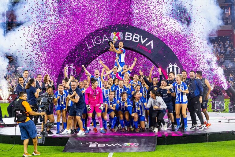En dramático final Rayadas de Monterrey derrotan al América en #LigaFemenilmx