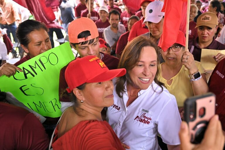 Rocío Nahle reconoce “al Sr. Deschamps” a quien calificó como un caballero.