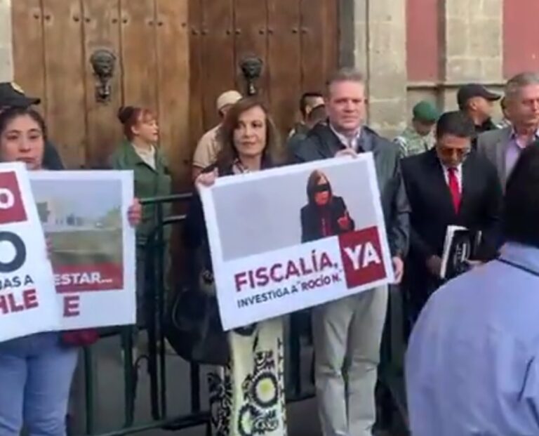 AMLO quería pruebas de corrupción en su sexenio pero no recibe a diputada y abogado veracruzano.
