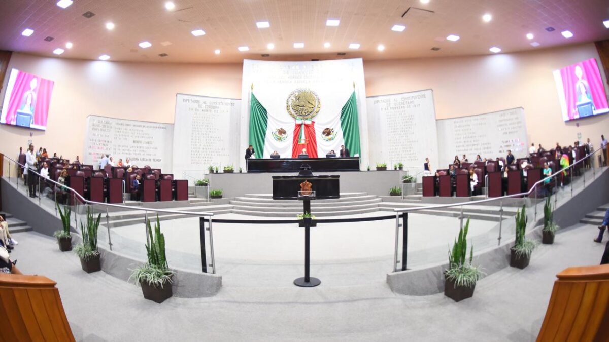 Actualiza Congreso integración de diversas comisiones legislativas