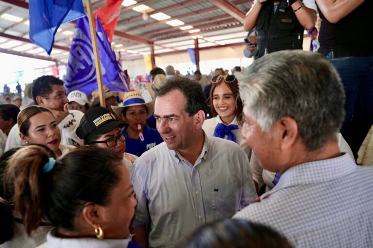 Votemos en las 5 boletas por PRI, PAN y PRD: Pepe Yunes
