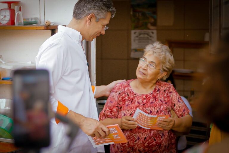 Candidato que pregunta y escucha a la gente no se equivoca: Dante Delgado