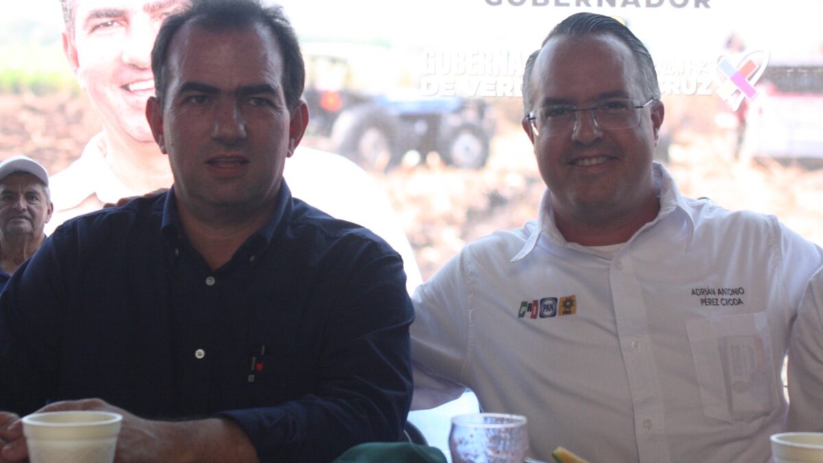 ADRIÁN PÉREZ CRODA SE REUNIRÁ CON XÓCHITL GÁLVEZ Y PEPE YUNES EN EL COLISEO LA CONCORDIA DE ORIZABA.