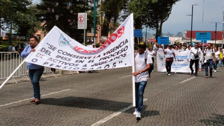 DESFILE OBRERO; PROTESTAS SON FACTURAS ELECTORALES