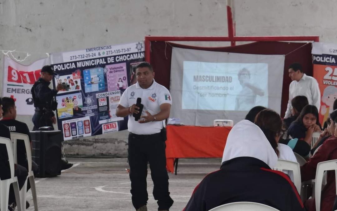 Realiza Seguridad Pública plática informativa a alumnos de bachillerato