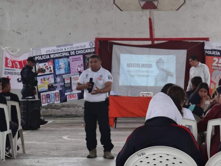 Realiza Seguridad Pública plática informativa a alumnos de bachillerato