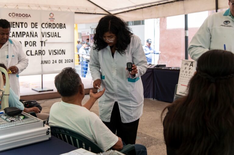 Inicia Ayuntamiento de Córdoba campaña de salud visual del 24 al 28 de junio