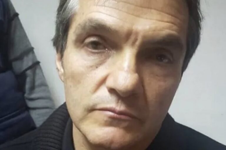 México no pide extradición de Carlos Ahumada. Lo deportan a otro país.