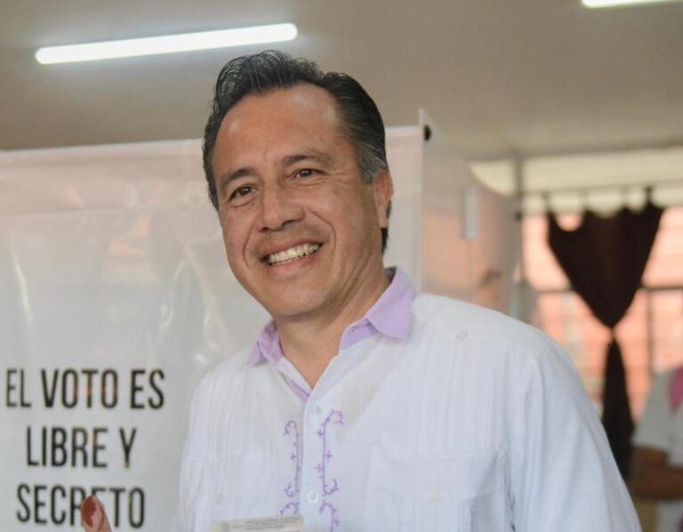 Cuitláhuac García evade responder denuncia periodística de corrupción con empresas y obras fantasmas. .