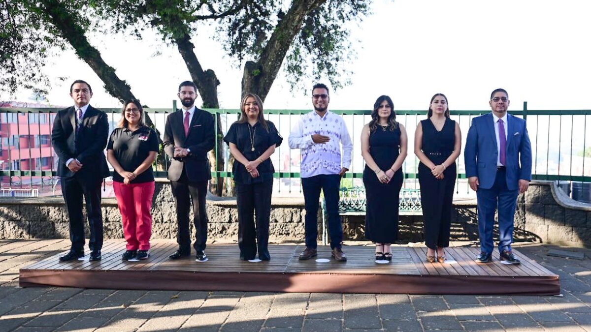Consejo General del OPLE Veracruz realiza acto cívico previo al inicio de la Jornada Electoral del 2 de junio.