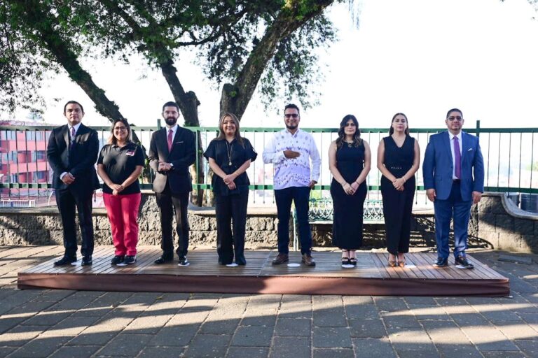 Consejo General del OPLE Veracruz realiza acto cívico previo al inicio de la Jornada Electoral del 2 de junio.
