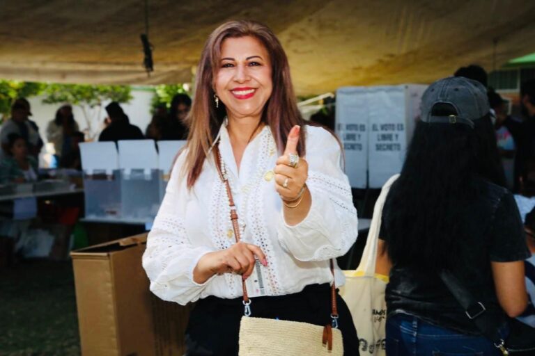 En Cuautitlán, Juanita Carrillo Luna confía en una auténtica democracia
