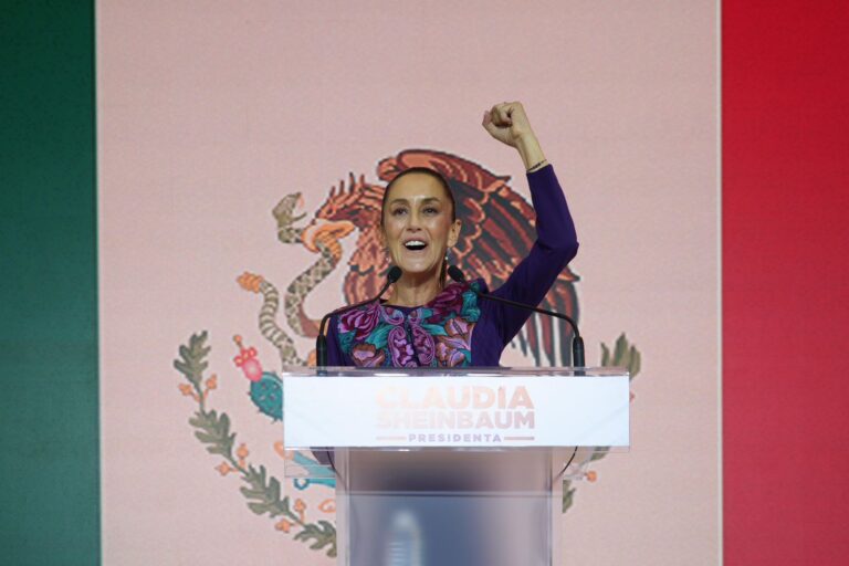 POR DECISIÓN DEL PUEBLO DE MÉXICO, CLAUDIA SHEINBAUM SE CONVIERTE EN LA PRIMERA PRESIDENTA DE LA REPÚBLICA.