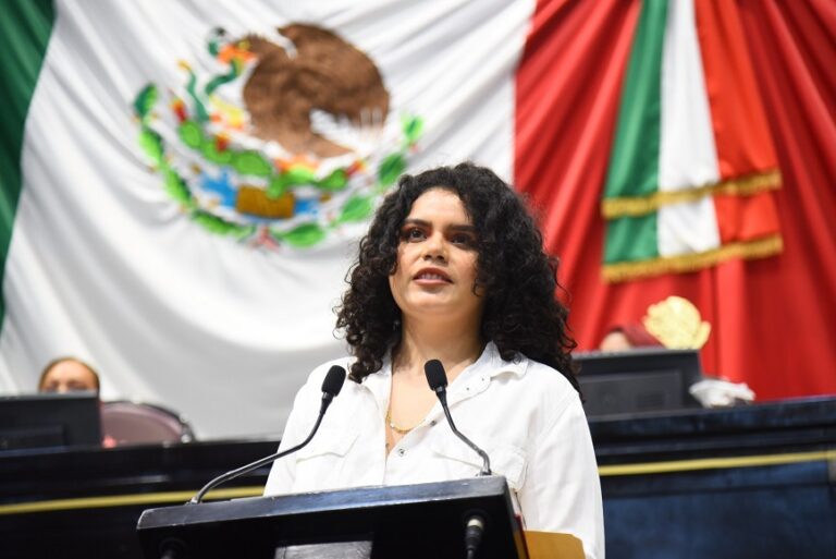 Promueven inscripción alusiva a los 200 años del Poder Legislativo.