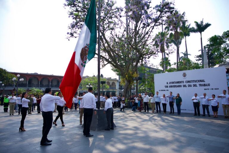 Conmemoran en Córdoba el 138 aniversario del Día del Trabajo