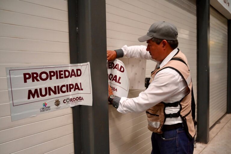 Resguarda ayuntamiento 13 locales del mercado “Revolución”
