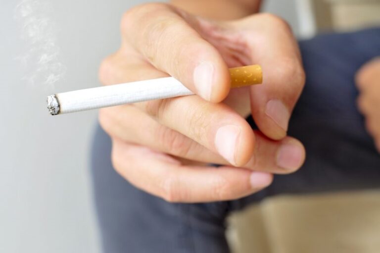 Concientizan sobre efectos nocivos del consumo de Tabaco .