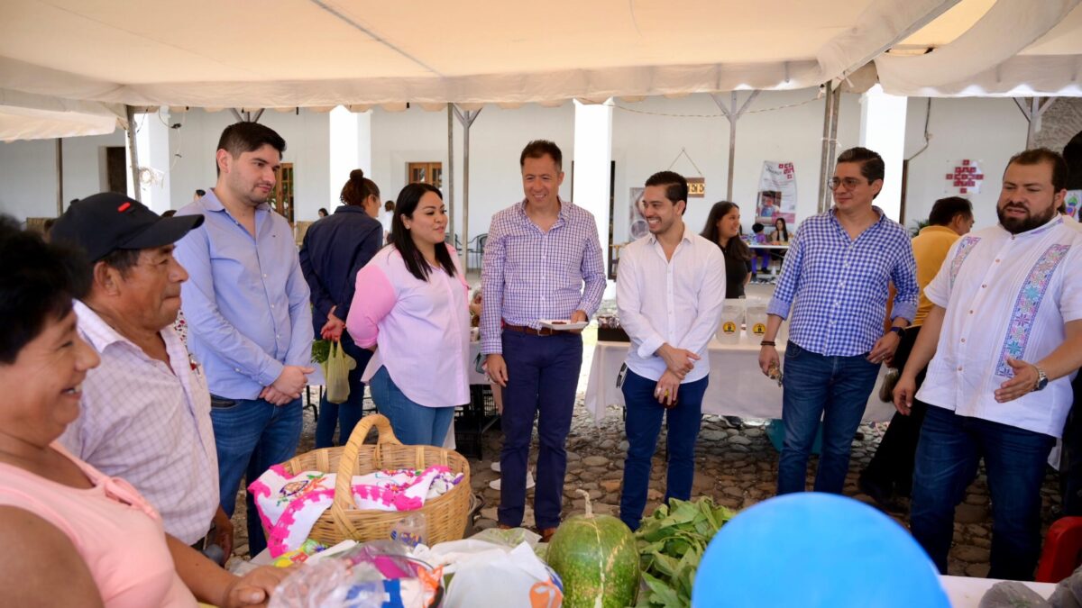 Concluye el primer día de actividades del Tercer Festival de la Flor de Izote en Córdoba