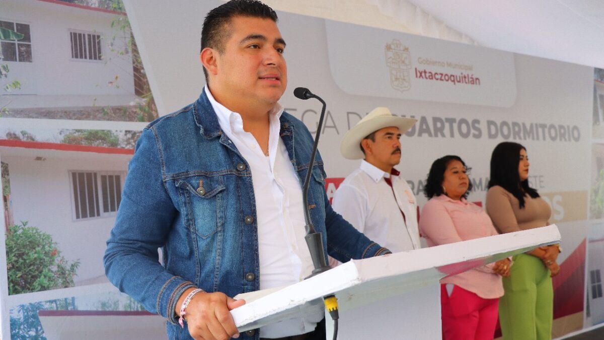 REALIZAN LA ENTREGA DE 34 CUARTOS DORMITORIO EN CAMPO GRANDE