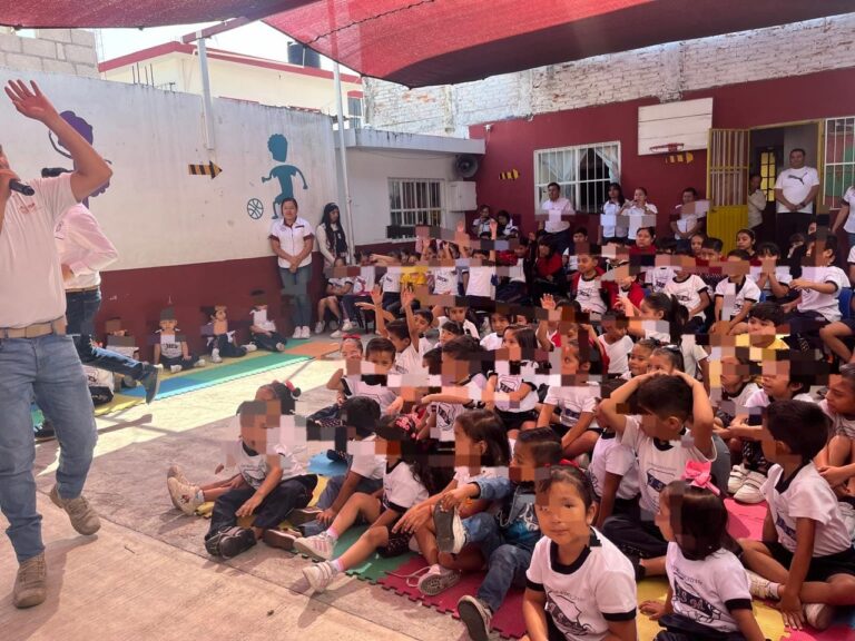 Mediante juegos y talleres SIPINNA promueve los derechos de la niñez