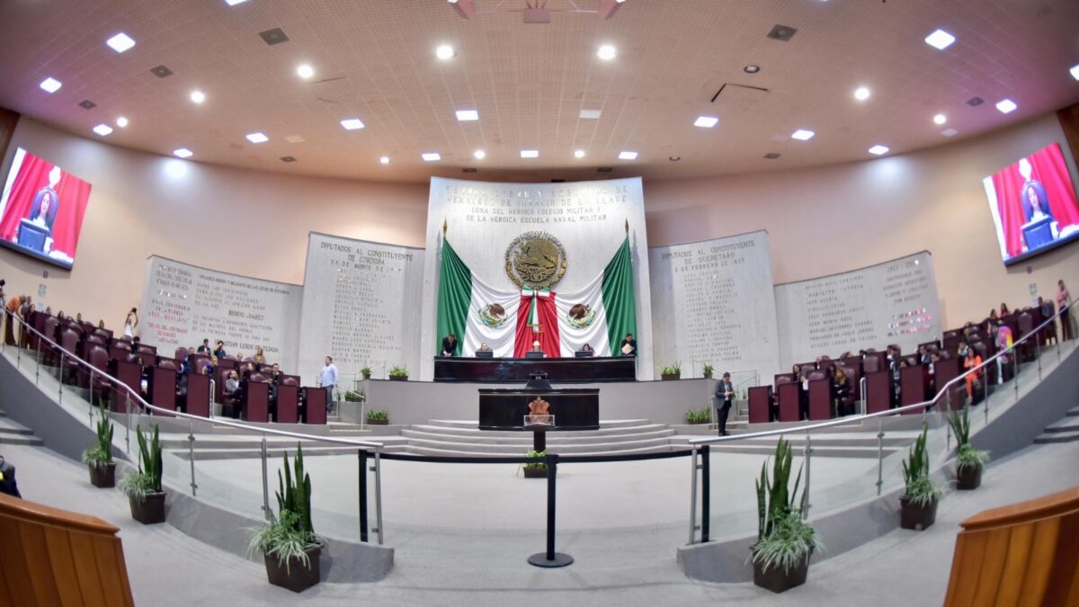 Recibe Congreso informe del Orfis relativo al servicio de agua en Medellín