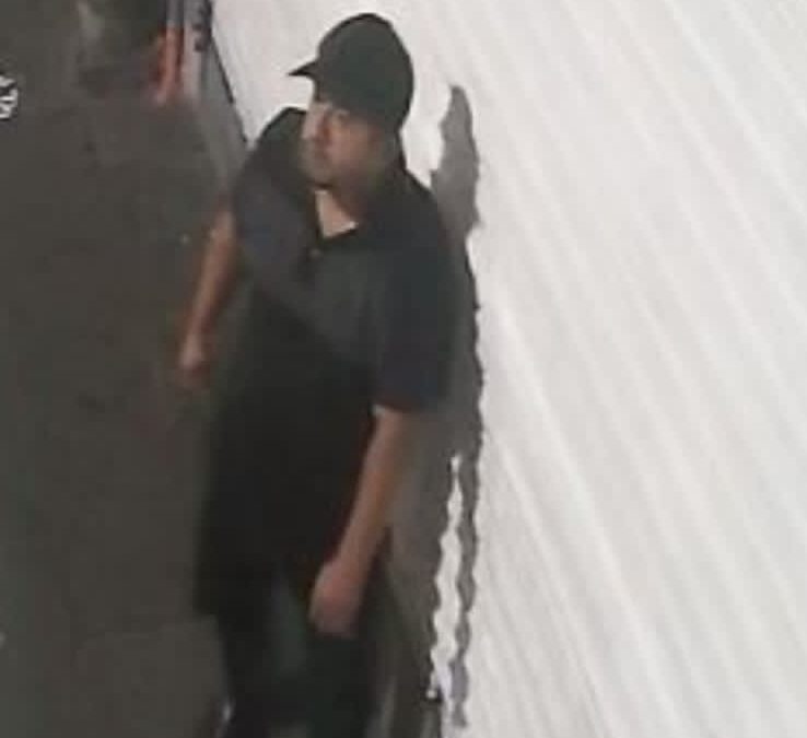 Roban más de 150 mil pesos en equipos de telefonía celular