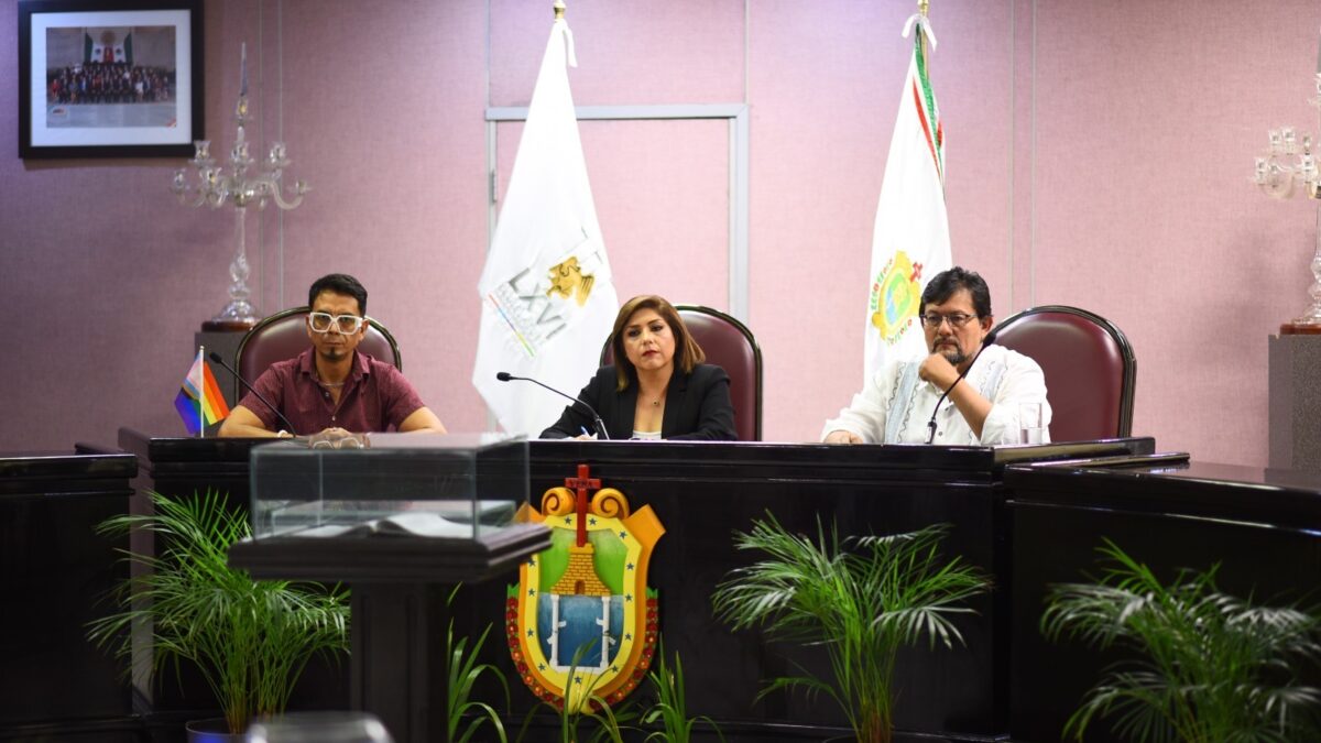 Entrevista Congreso a 16 aspirantes a titular de la Contraloría del OPLE